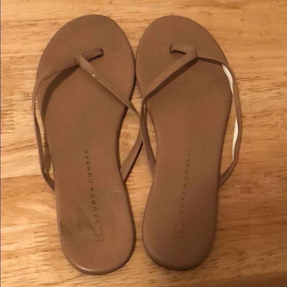 Lauren Conrad Flip flops